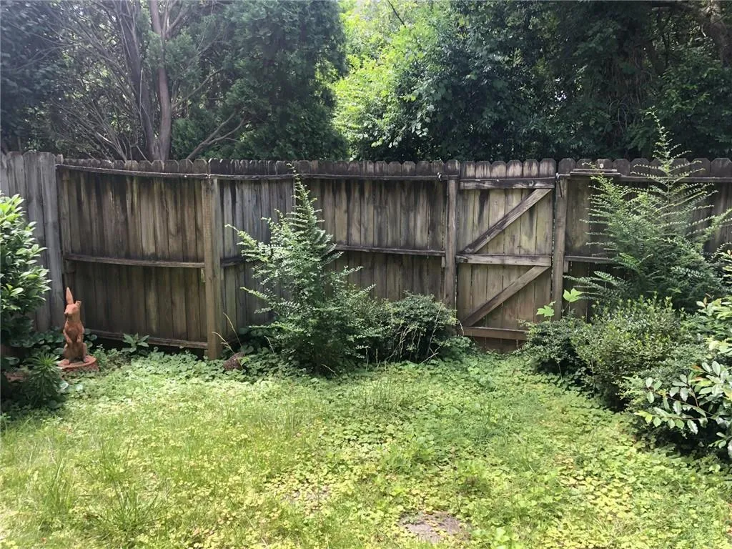 6608 Park Avenue Unit 6608, Sandy Springs, Georgia 30342, 3 Bedrooms Bedrooms, ,1 BathroomBathrooms,Residential,Sold,6608 Park Avenue Unit 6608,6747291