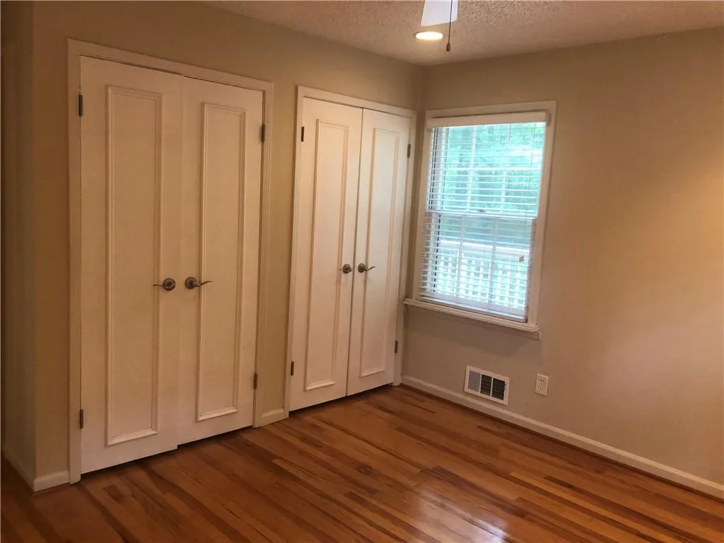 7575 Spalding Lane, Sandy Springs, Georgia 30350, 4 Bedrooms Bedrooms, ,3 BathroomsBathrooms,Residential,Sold,7575 Spalding Lane,6906807