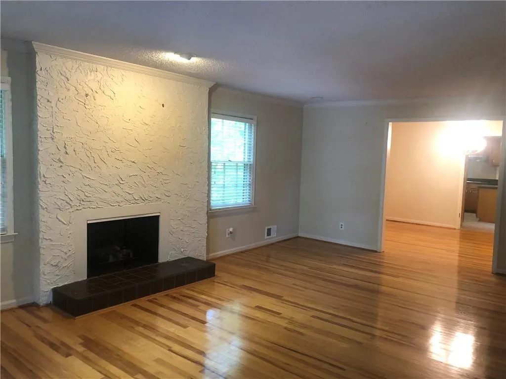 7575 Spalding Lane, Sandy Springs, Georgia 30350, 4 Bedrooms Bedrooms, ,3 BathroomsBathrooms,Residential,Sold,7575 Spalding Lane,6906807