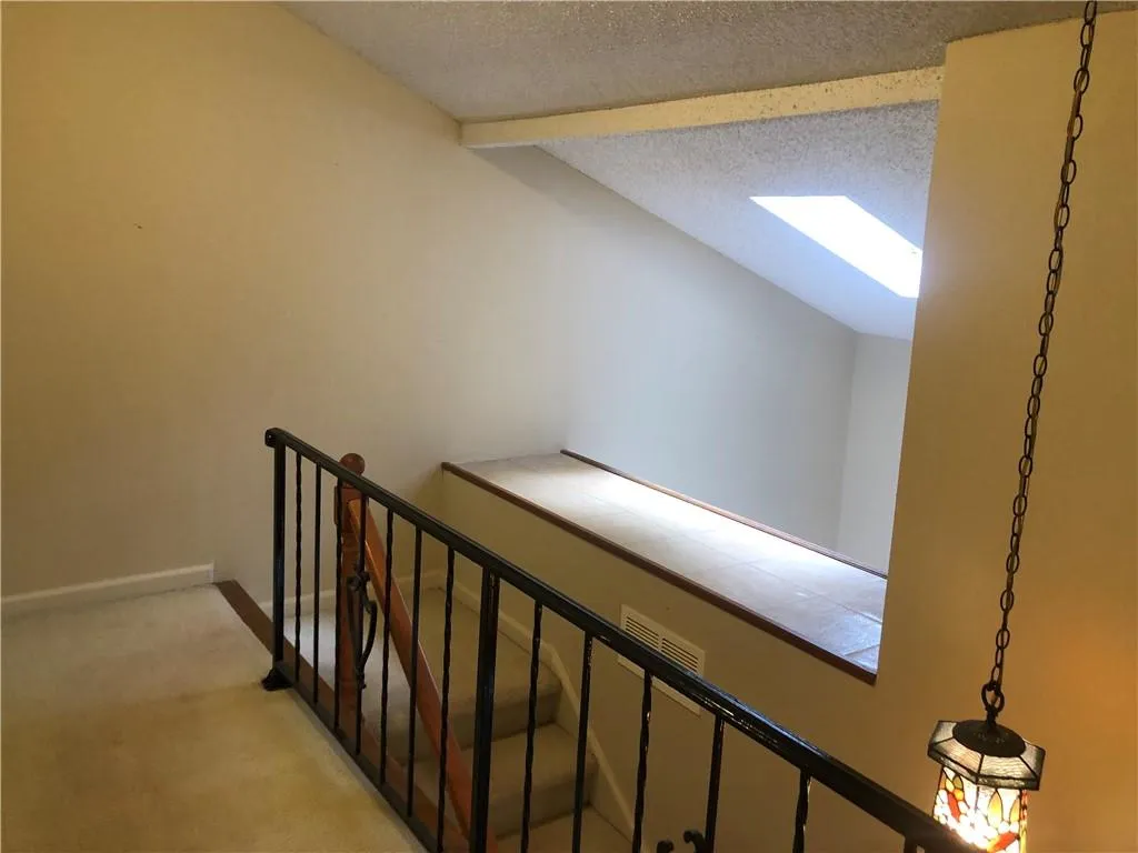 7575 Spalding Lane, Sandy Springs, Georgia 30350, 4 Bedrooms Bedrooms, ,3 BathroomsBathrooms,Residential,Sold,7575 Spalding Lane,6906807