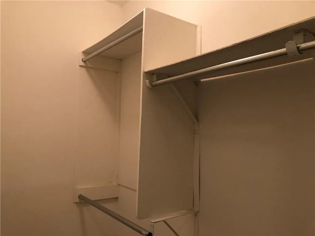 7575 Spalding Lane, Sandy Springs, Georgia 30350, 4 Bedrooms Bedrooms, ,3 BathroomsBathrooms,Residential,Sold,7575 Spalding Lane,6906807