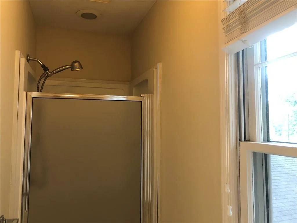 7575 Spalding Lane, Sandy Springs, Georgia 30350, 4 Bedrooms Bedrooms, ,3 BathroomsBathrooms,Residential,Sold,7575 Spalding Lane,6906807