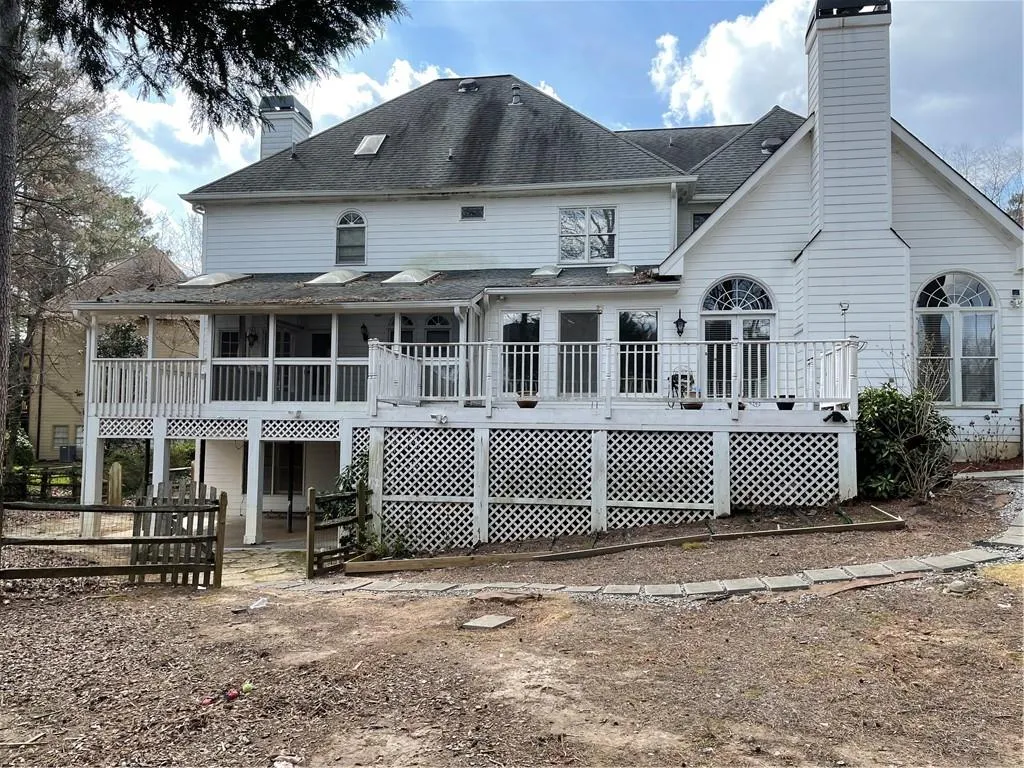 585 Vinington Court, Sandy Springs, Georgia 30350, 6 Bedrooms Bedrooms, ,4 BathroomsBathrooms,Residential,Sold,585 Vinington Court,6853732