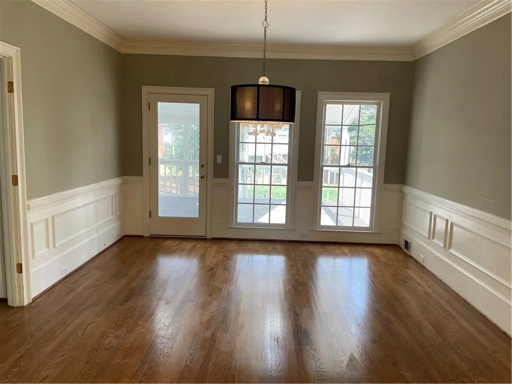 585 Vinington Court, Sandy Springs, Georgia 30350, 6 Bedrooms Bedrooms, ,4 BathroomsBathrooms,Residential,Sold,585 Vinington Court,6853732