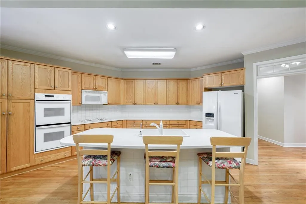 5770 Cameron Hall Place, Atlanta, Georgia 30328, 4 Bedrooms Bedrooms, ,2 BathroomsBathrooms,Residential,Sold,5770 Cameron Hall Place,7056684