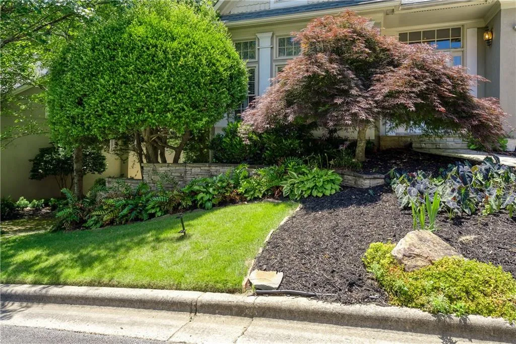 5770 Cameron Hall Place, Atlanta, Georgia 30328, 4 Bedrooms Bedrooms, ,2 BathroomsBathrooms,Residential,Sold,5770 Cameron Hall Place,7056684