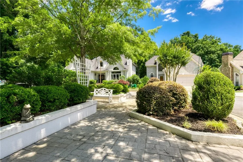 5770 Cameron Hall Place, Atlanta, Georgia 30328, 4 Bedrooms Bedrooms, ,2 BathroomsBathrooms,Residential,Sold,5770 Cameron Hall Place,7056684