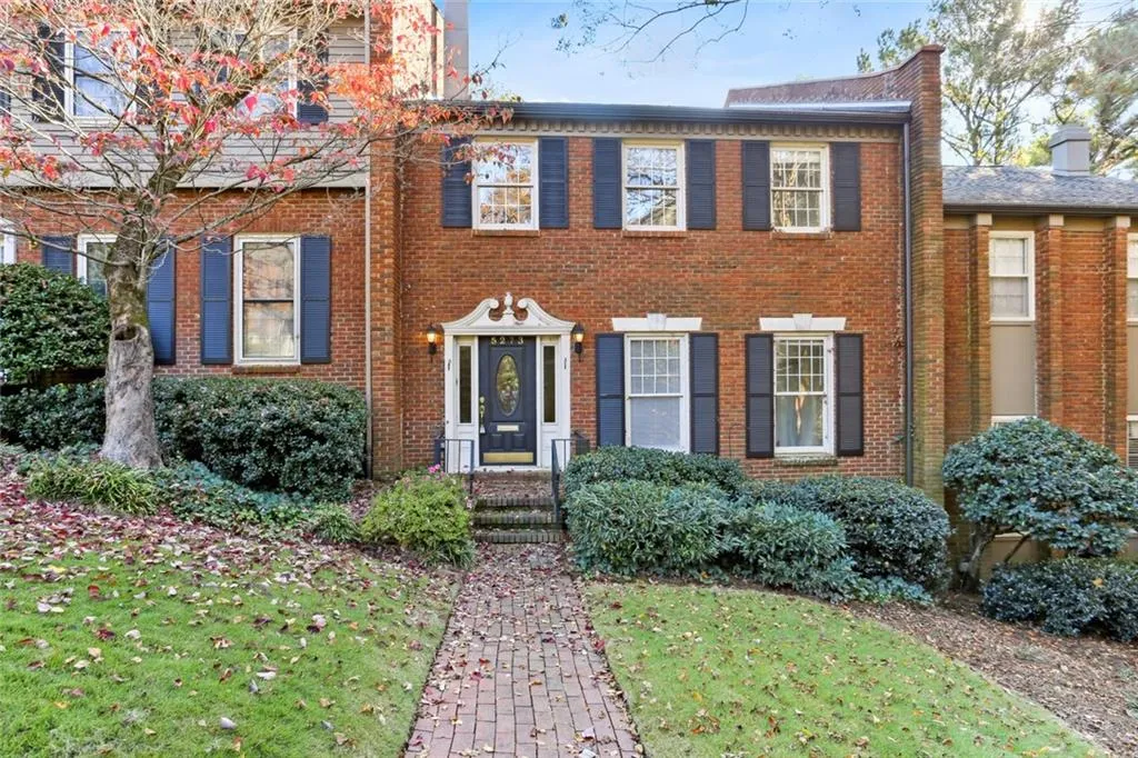 5273 Glenridge Drive, Sandy Springs, Georgia 30342, 3 Bedrooms Bedrooms, ,3 BathroomsBathrooms,Residential,Sold,5273 Glenridge Drive,7142176 5273 Glenridge Drive, Sandy Springs, Georgia 30342, 3 Bedrooms Bedrooms, ,3 BathroomsBathrooms,Residential,Sold,5273 Glenridge Drive,7142176