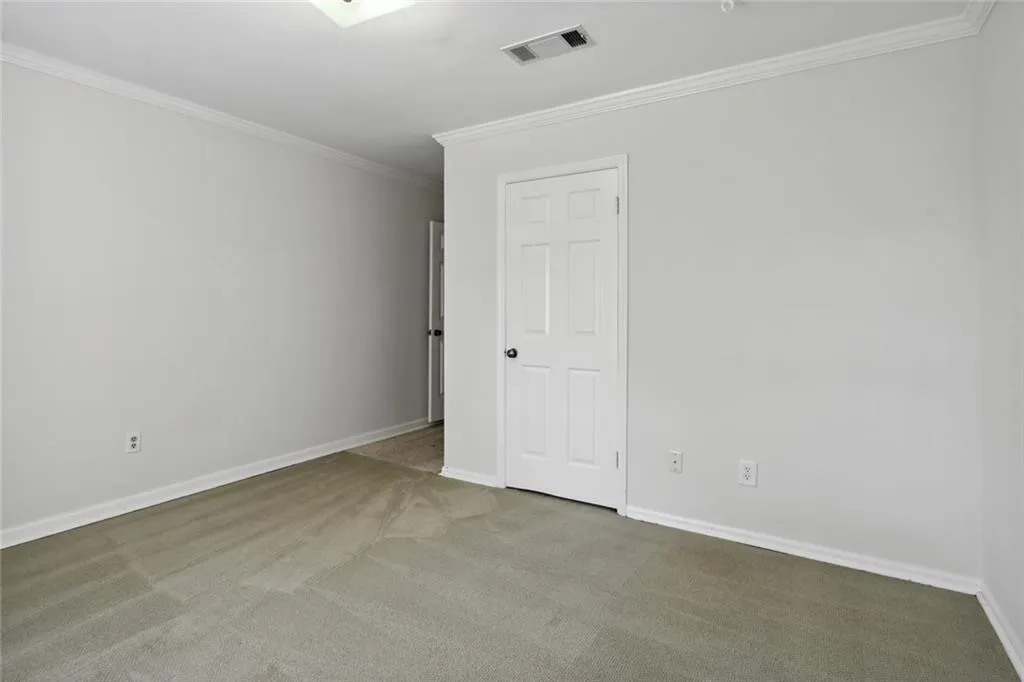 5273 Glenridge Drive, Sandy Springs, Georgia 30342, 3 Bedrooms Bedrooms, ,3 BathroomsBathrooms,Residential,Sold,5273 Glenridge Drive,7142176