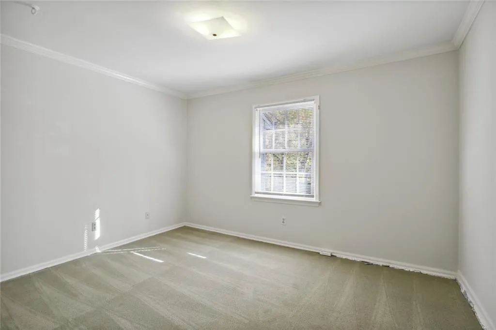 5273 Glenridge Drive, Sandy Springs, Georgia 30342, 3 Bedrooms Bedrooms, ,3 BathroomsBathrooms,Residential,Sold,5273 Glenridge Drive,7142176