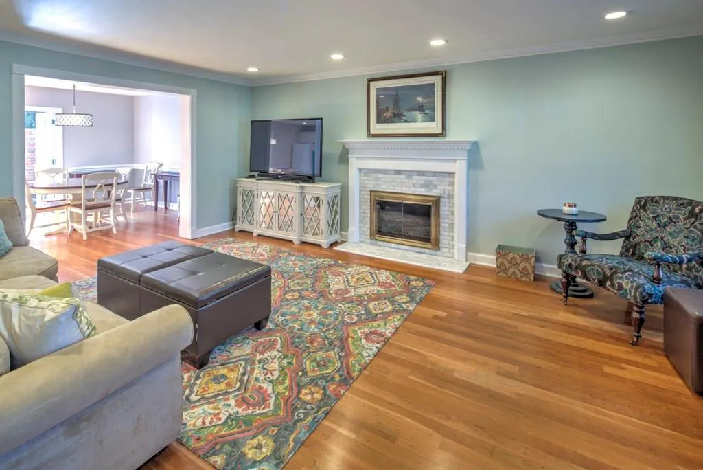 12 Walnut Hill Place Nw, Atlanta, Georgia 30318, 3 Bedrooms Bedrooms, ,2 BathroomsBathrooms,Residential,Sold,12 Walnut Hill Place Nw,5801054