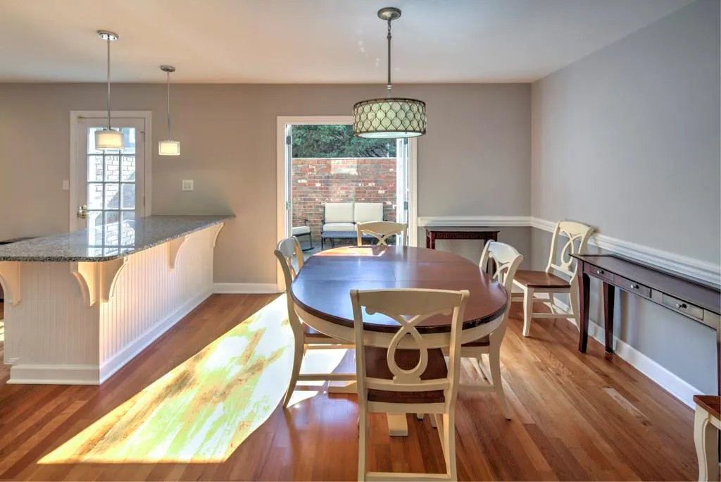 12 Walnut Hill Place Nw, Atlanta, Georgia 30318, 3 Bedrooms Bedrooms, ,2 BathroomsBathrooms,Residential,Sold,12 Walnut Hill Place Nw,5801054