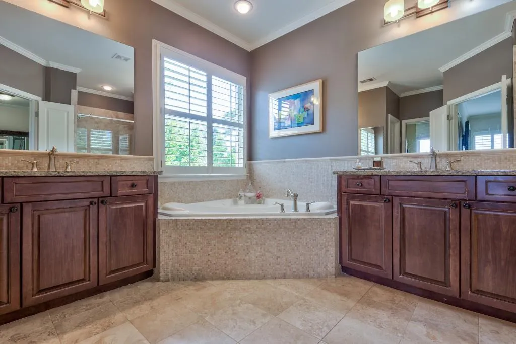 699 Lockton Place, Sandy Springs, Georgia 30342, 4 Bedrooms Bedrooms, ,4 BathroomsBathrooms,Residential,Sold,699 Lockton Place,6031542