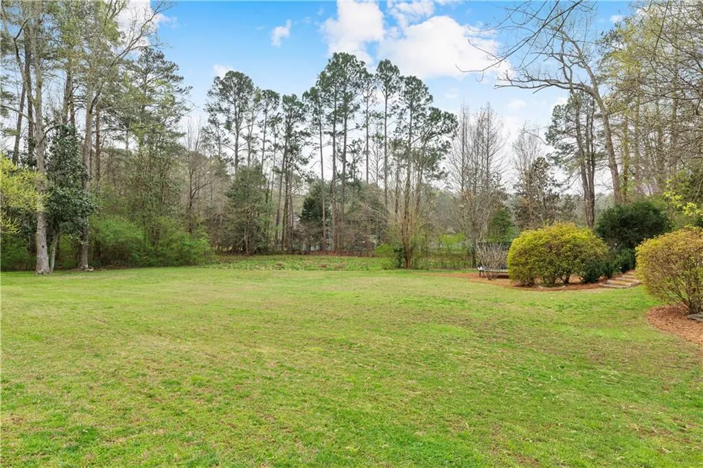 5525 Long Island Drive Nw, Atlanta, Georgia 30327, 6 Bedrooms Bedrooms, ,7 BathroomsBathrooms,Residential,Sold,5525 Long Island Drive Nw,7196089