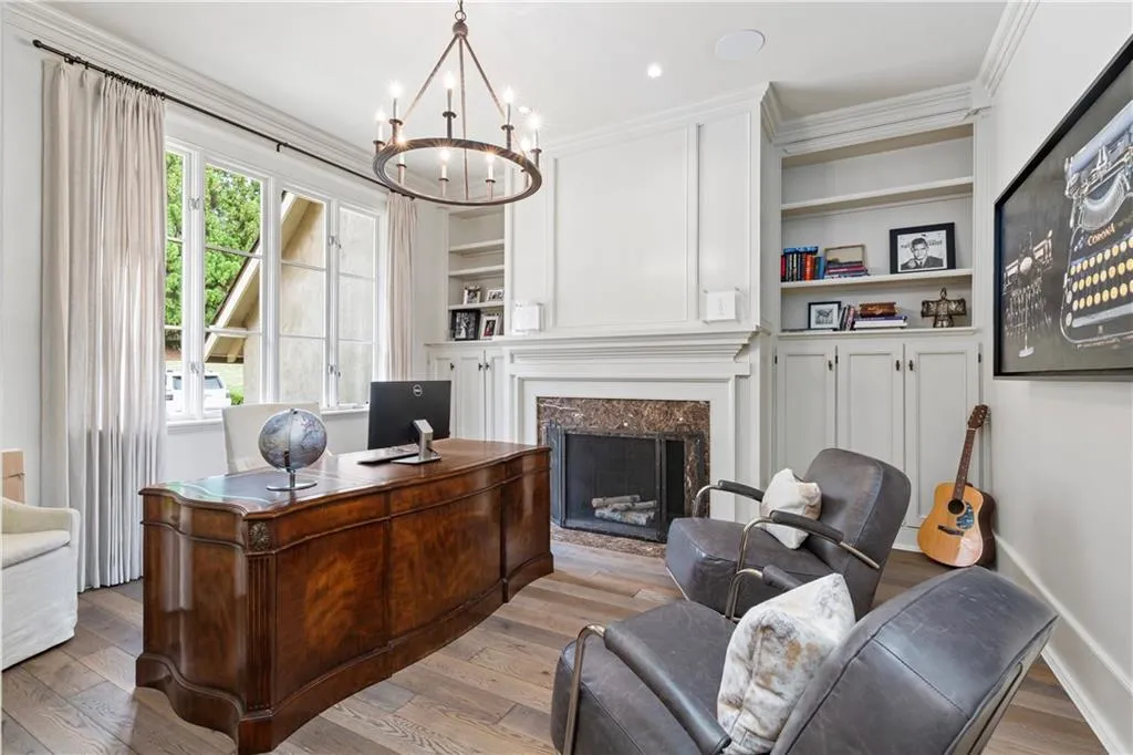 5525 Long Island Drive Nw, Atlanta, Georgia 30327, 6 Bedrooms Bedrooms, ,7 BathroomsBathrooms,Residential,Sold,5525 Long Island Drive Nw,7196089