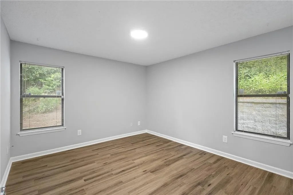 Continued Main bedroom