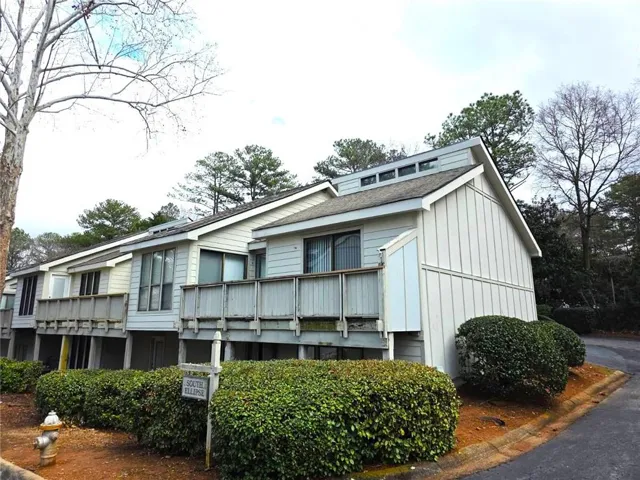 5025 Highland Club Drive, Marietta, Georgia 30068