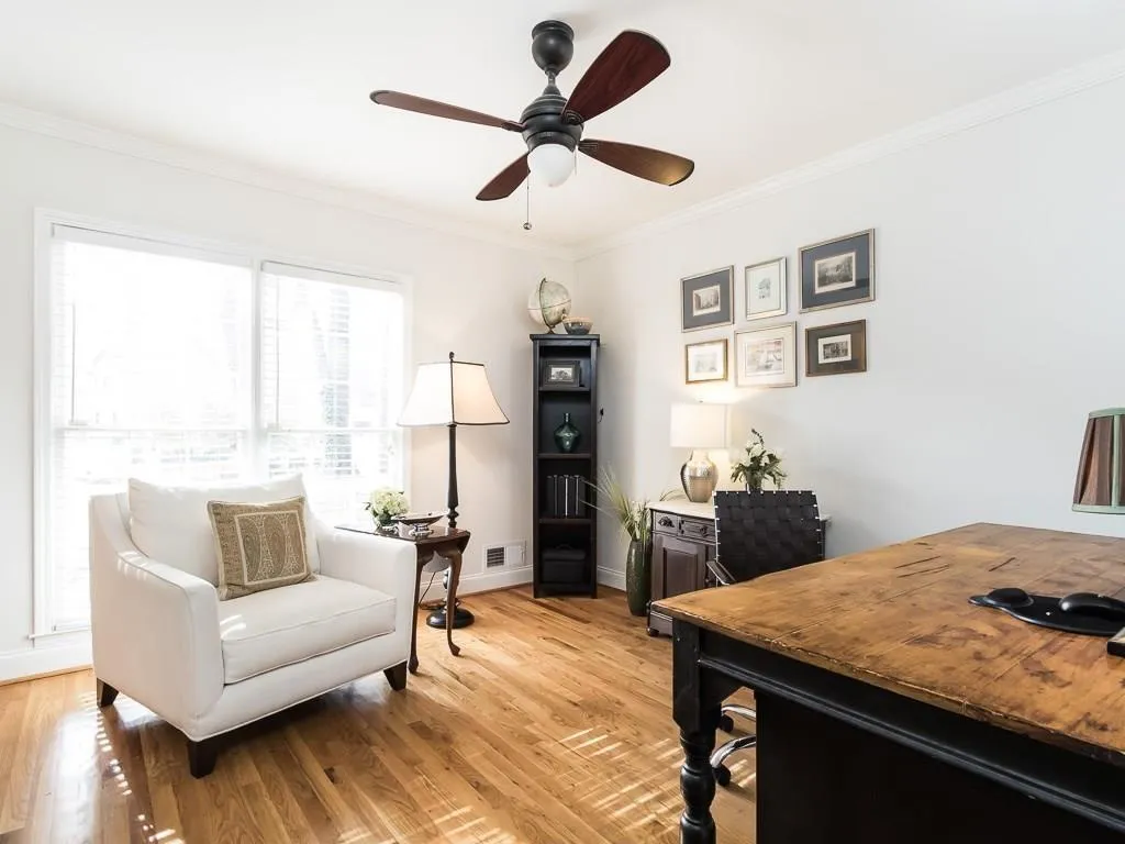 350 Windsor Parkway, Atlanta, Georgia 30342, 5 Bedrooms Bedrooms, ,2 BathroomsBathrooms,Residential,Sold,350 Windsor Parkway,5801690