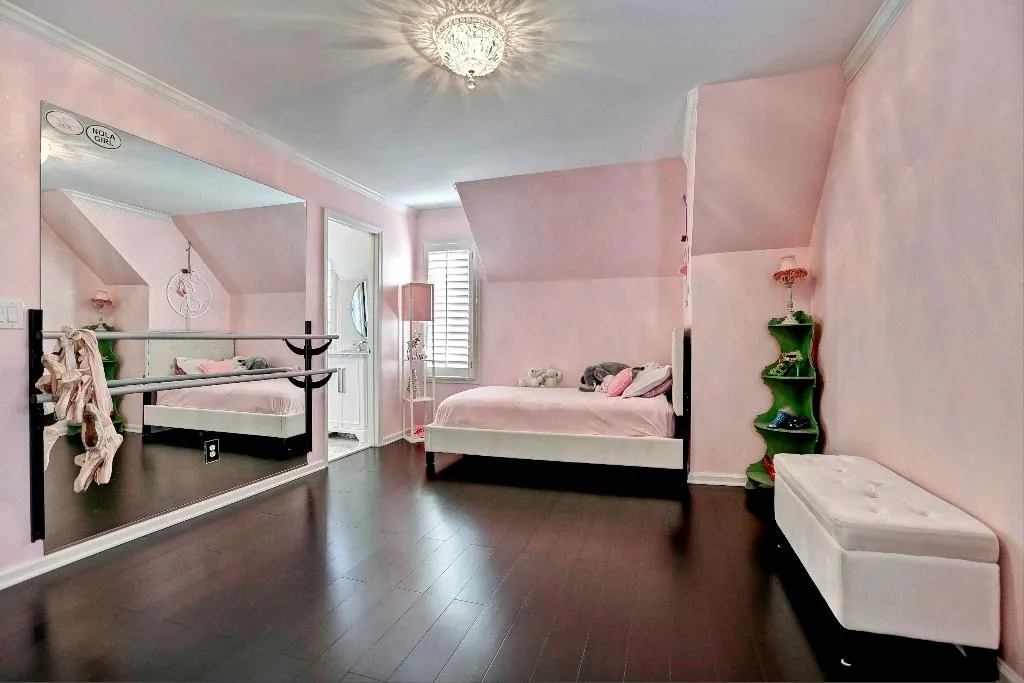 650 Forest Hills Drive, Atlanta, Georgia 30342, 6 Bedrooms Bedrooms, ,5 BathroomsBathrooms,Residential,Sold,650 Forest Hills Drive,5580364 650 Forest Hills Drive, Atlanta, Georgia 30342, 6 Bedrooms Bedrooms, ,5 BathroomsBathrooms,Residential,Sold,650 Forest Hills Drive,5580364