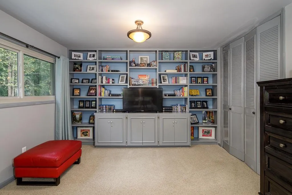 5400 Roswell Road Unit I5, Sandy Springs, Georgia 30342, 2 Bedrooms Bedrooms, ,2 BathroomsBathrooms,Residential,Sold,5400 Roswell Road Unit I5,6088622