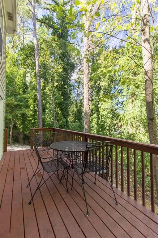 1201 Brighton Point, Sandy Springs, Georgia 30328, 2 Bedrooms Bedrooms, ,2 BathroomsBathrooms,Residential,Sold,1201 Brighton Point,5760362