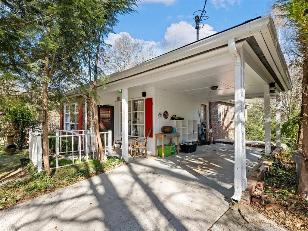 46 W Belle Isle Road, Atlanta, Georgia 30342, 3 Bedrooms Bedrooms, ,1 BathroomBathrooms,Residential,Sold,46 W Belle Isle Road,7546160