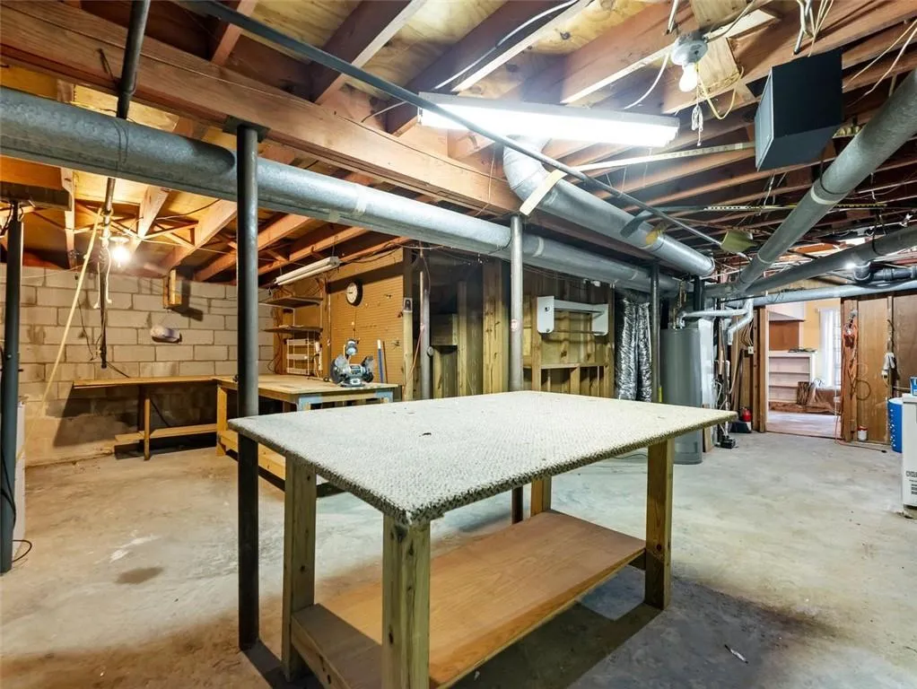 46 W Belle Isle Road, Atlanta, Georgia 30342, 3 Bedrooms Bedrooms, ,1 BathroomBathrooms,Residential,Sold,46 W Belle Isle Road,7546160