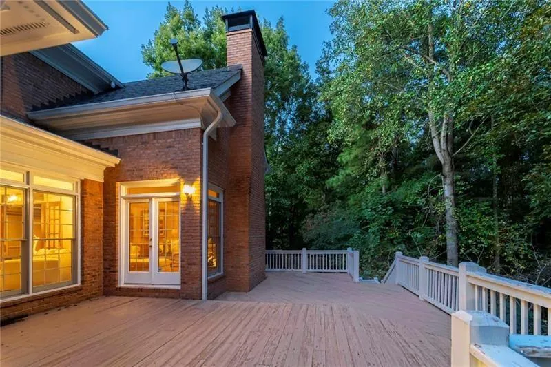 120 View Hill Court, Sandy Springs, Georgia 30350, 5 Bedrooms Bedrooms, ,5 BathroomsBathrooms,Residential,Sold,120 View Hill Court,6976240