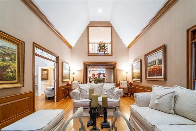 120 View Hill Court, Sandy Springs, Georgia 30350, 5 Bedrooms Bedrooms, ,5 BathroomsBathrooms,Residential,Sold,120 View Hill Court,6976240