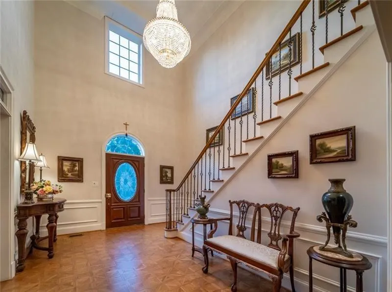 120 View Hill Court, Sandy Springs, Georgia 30350, 5 Bedrooms Bedrooms, ,5 BathroomsBathrooms,Residential,Sold,120 View Hill Court,6976240