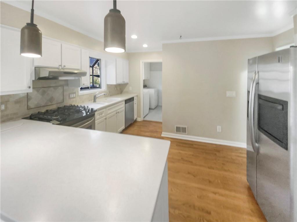 6726 Ridge Mill Lane, Atlanta, Georgia 30328, 3 Bedrooms Bedrooms, ,2 BathroomsBathrooms,Residential,Sold,6726 Ridge Mill Lane,7336547