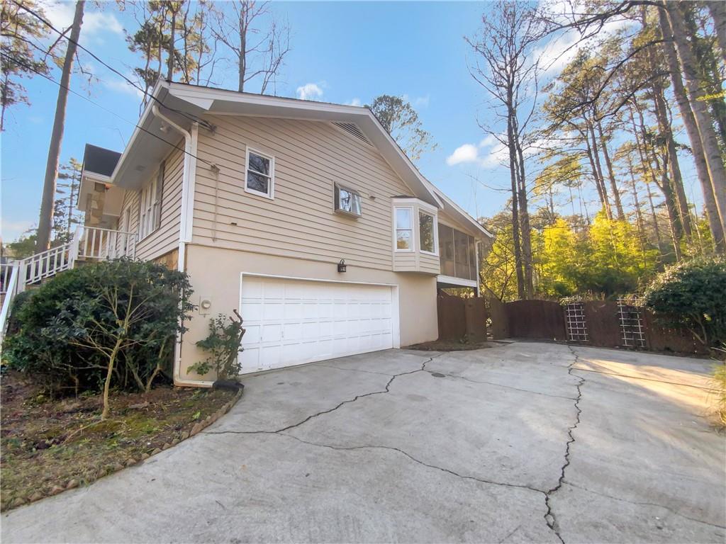 6726 Ridge Mill Lane, Atlanta, Georgia 30328, 3 Bedrooms Bedrooms, ,2 BathroomsBathrooms,Residential,Sold,6726 Ridge Mill Lane,7336547