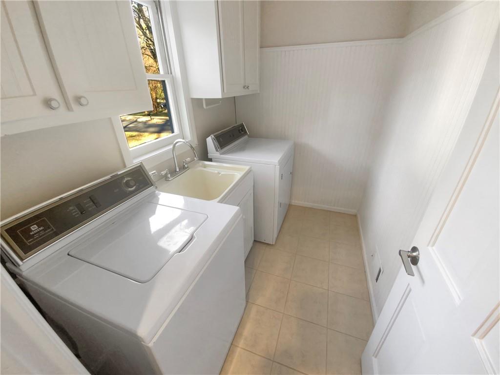 6726 Ridge Mill Lane, Atlanta, Georgia 30328, 3 Bedrooms Bedrooms, ,2 BathroomsBathrooms,Residential,Sold,6726 Ridge Mill Lane,7336547