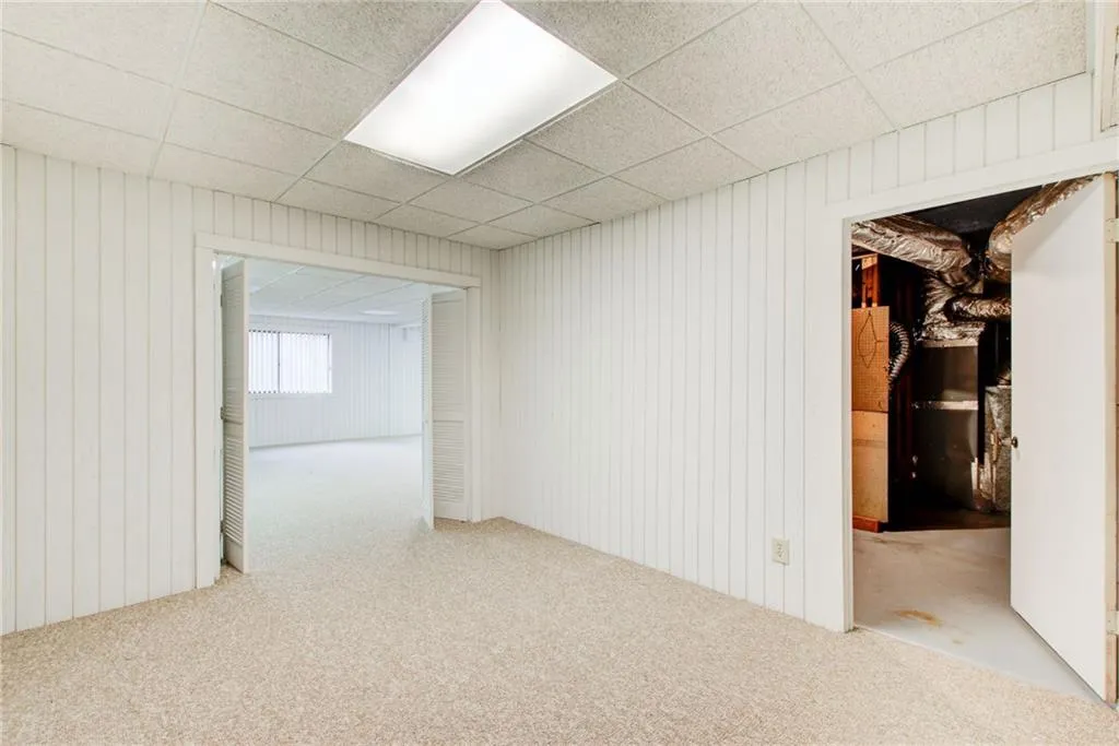 Additional space in terrace level