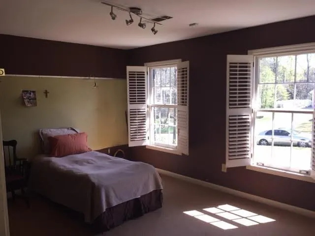 5120 Baroque Circle, Sandy Springs, Georgia 30342, 4 Bedrooms Bedrooms, ,2 BathroomsBathrooms,Residential,Sold,5120 Baroque Circle,5664479