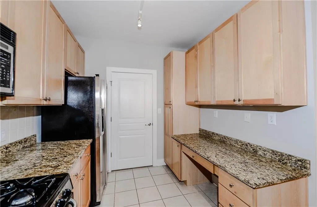 799 Hammond Drive Unit 215, Sandy Springs, Georgia 30328, 1 Bedroom Bedrooms, ,1 BathroomBathrooms,Residential,Sold,799 Hammond Drive Unit 215,5788332