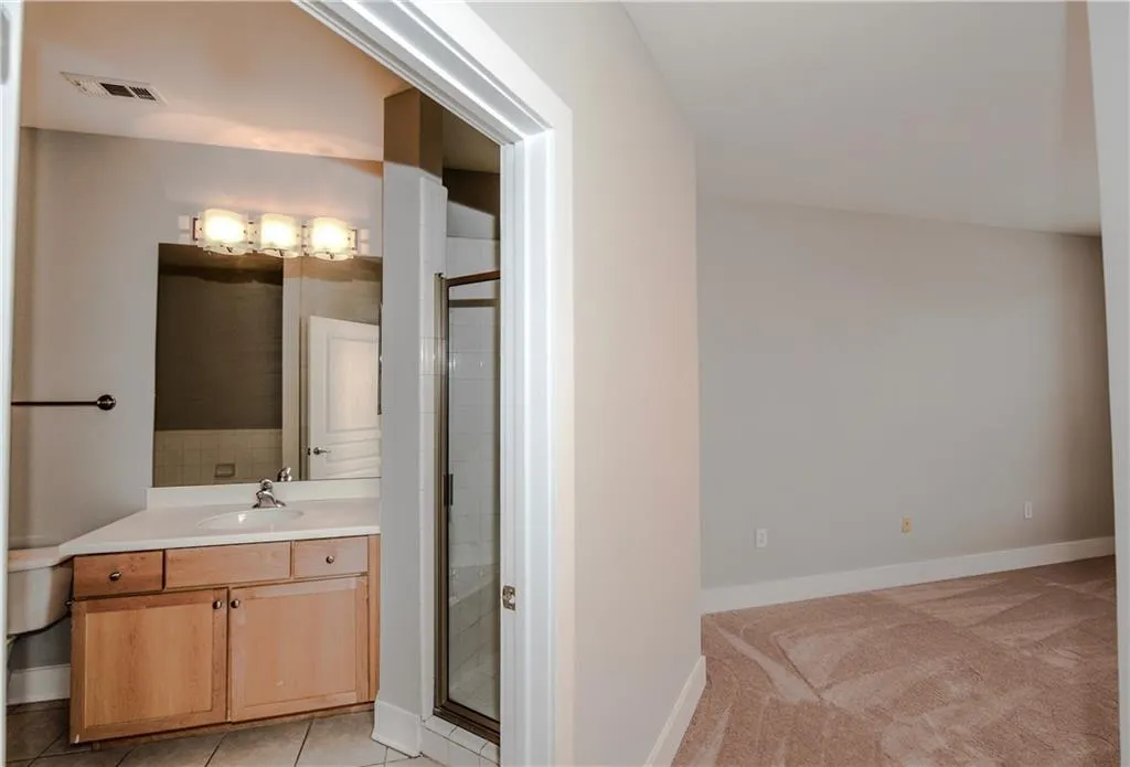 799 Hammond Drive Unit 215, Sandy Springs, Georgia 30328, 1 Bedroom Bedrooms, ,1 BathroomBathrooms,Residential,Sold,799 Hammond Drive Unit 215,5788332
