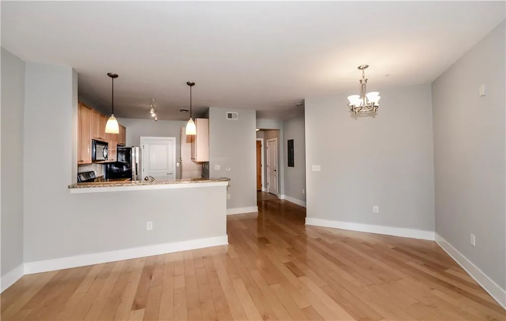 799 Hammond Drive Unit 215, Sandy Springs, Georgia 30328, 1 Bedroom Bedrooms, ,1 BathroomBathrooms,Residential,Sold,799 Hammond Drive Unit 215,5788332