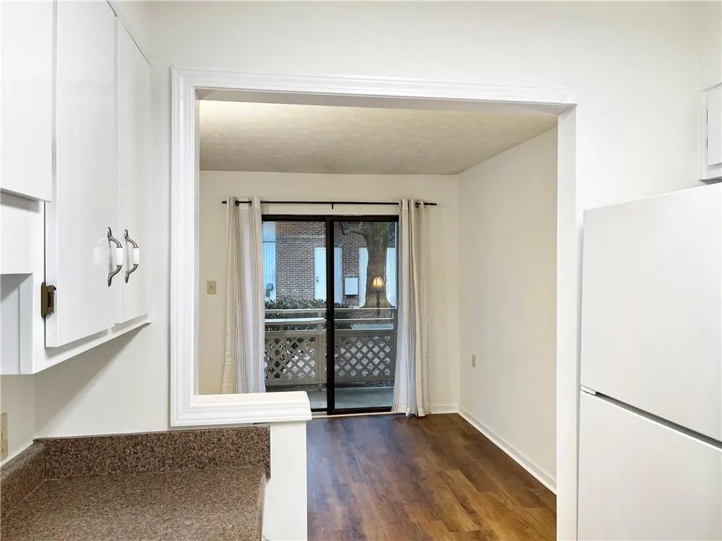 475 Mount Vernon Highway Ne Unit C126, Sandy Springs, Georgia 30328, 1 Bedroom Bedrooms, ,1 BathroomBathrooms,Residential,Sold,475 Mount Vernon Highway Ne Unit C126,7157691