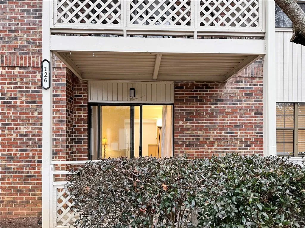 475 Mount Vernon Highway Ne Unit C126, Sandy Springs, Georgia 30328, 1 Bedroom Bedrooms, ,1 BathroomBathrooms,Residential,Sold,475 Mount Vernon Highway Ne Unit C126,7157691