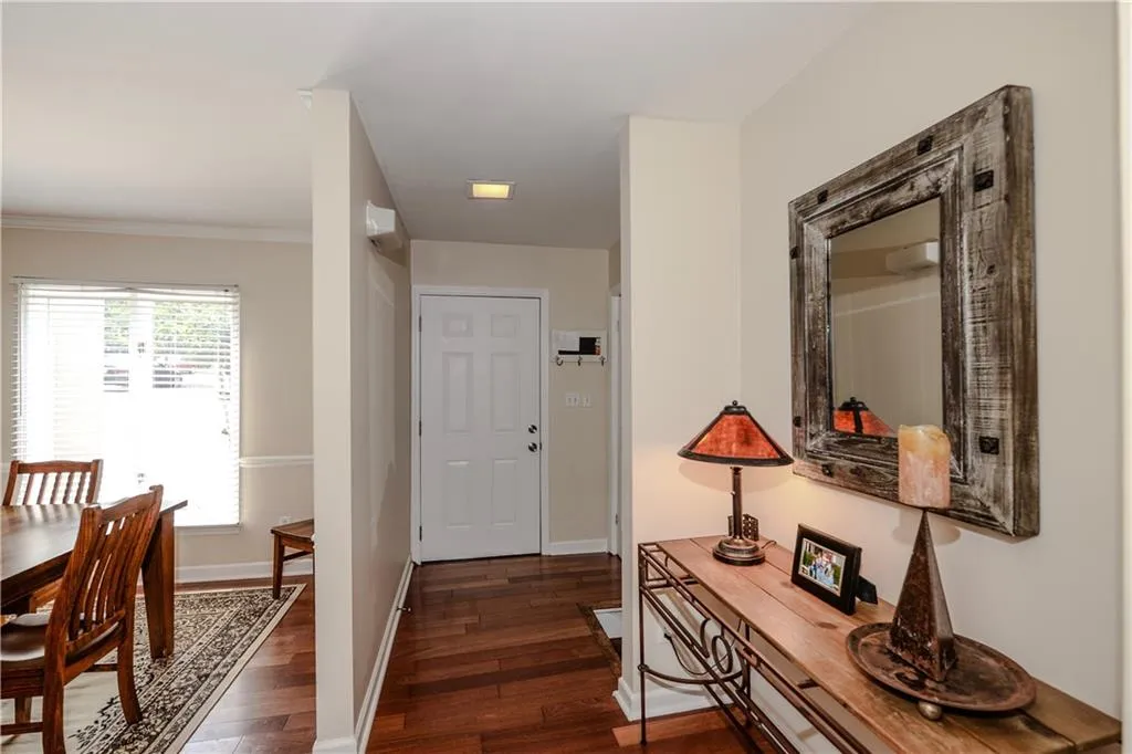 91 Ivy Trail Ne, Atlanta, Georgia 30342, 2 Bedrooms Bedrooms, ,2 BathroomsBathrooms,Residential,Sold,91 Ivy Trail Ne,5851446