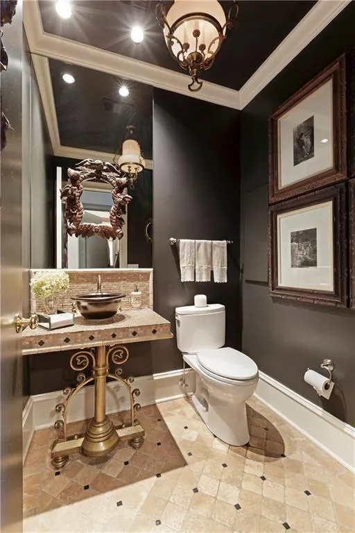 6570 Old Riverside Drive, Sandy Springs, Georgia 30328, 5 Bedrooms Bedrooms, ,6 BathroomsBathrooms,Residential,Sold,6570 Old Riverside Drive,6848983