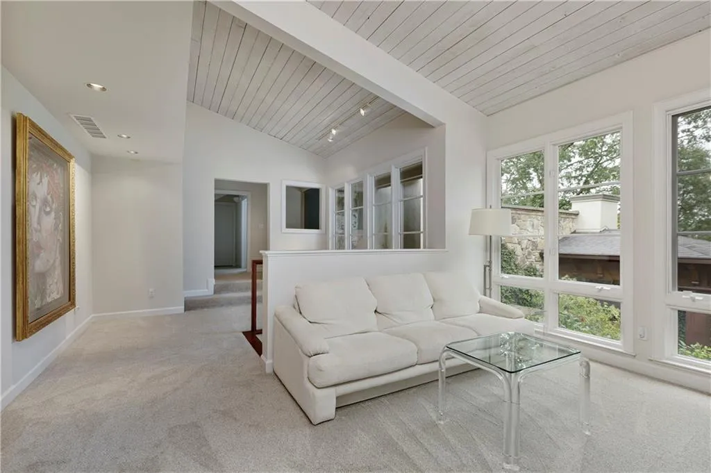 6570 Old Riverside Drive, Sandy Springs, Georgia 30328, 5 Bedrooms Bedrooms, ,6 BathroomsBathrooms,Residential,Sold,6570 Old Riverside Drive,6848983