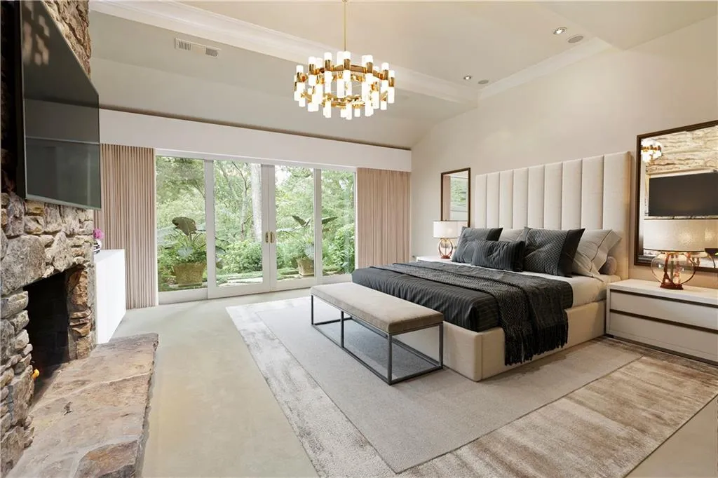 6570 Old Riverside Drive, Sandy Springs, Georgia 30328, 5 Bedrooms Bedrooms, ,6 BathroomsBathrooms,Residential,Sold,6570 Old Riverside Drive,6848983