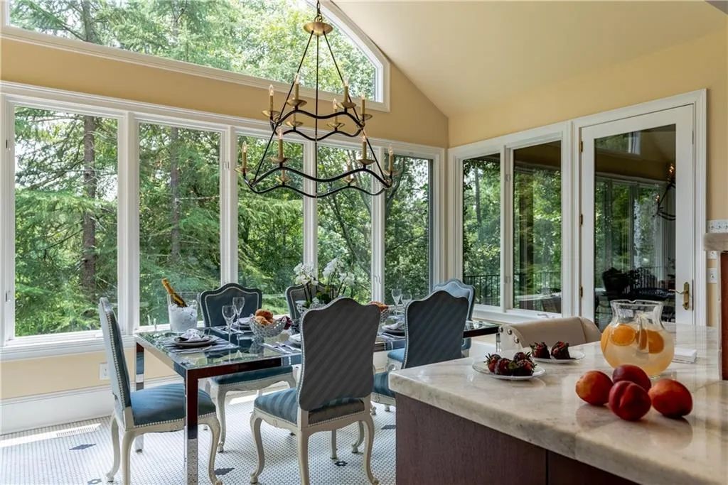 6570 Old Riverside Drive, Sandy Springs, Georgia 30328, 5 Bedrooms Bedrooms, ,6 BathroomsBathrooms,Residential,Sold,6570 Old Riverside Drive,6848983