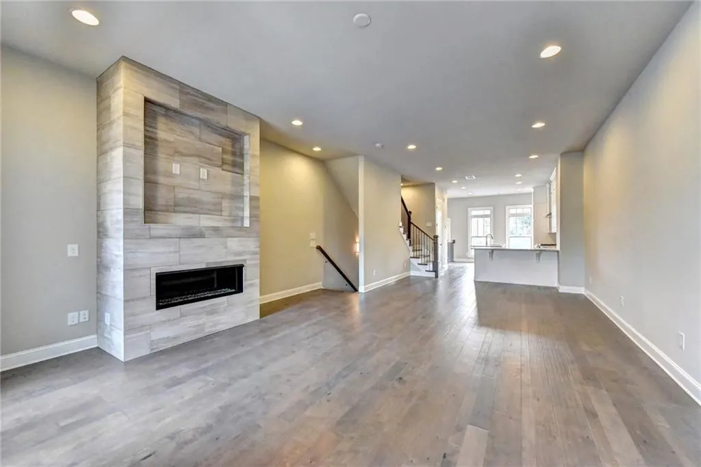 245 Franklin Road, Atlanta, Georgia 30342, 3 Bedrooms Bedrooms, ,3 BathroomsBathrooms,Residential,Sold,245 Franklin Road,5944093