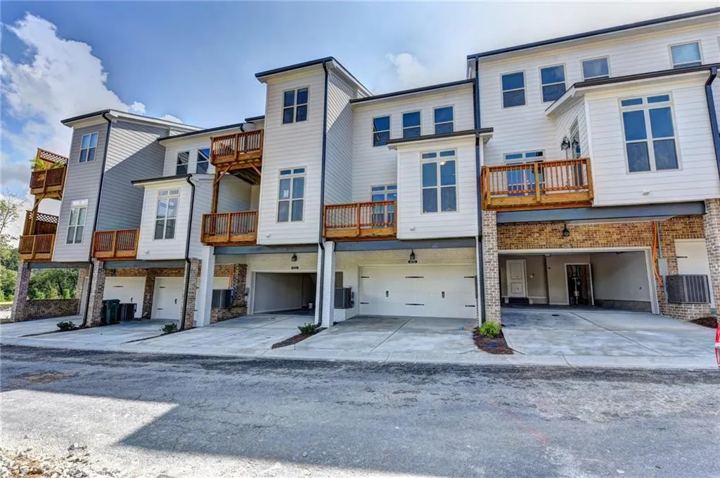 245 Franklin Road, Atlanta, Georgia 30342, 3 Bedrooms Bedrooms, ,3 BathroomsBathrooms,Residential,Sold,245 Franklin Road,5944093