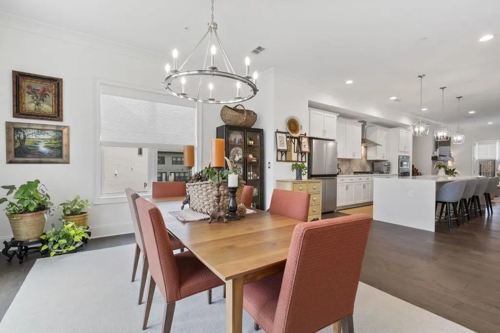 6802 Encore Boulevard, Atlanta, Georgia 30328, 4 Bedrooms Bedrooms, ,4 BathroomsBathrooms,Residential,For Sale,6802 Encore Boulevard,7688367