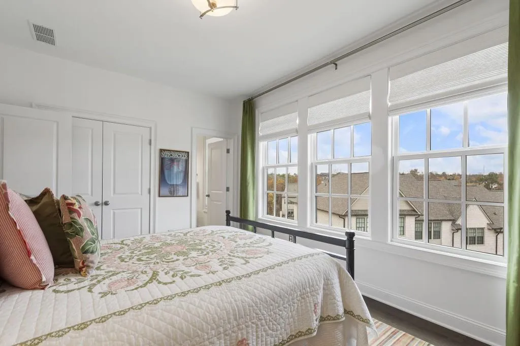 6802 Encore Boulevard, Atlanta, Georgia 30328, 4 Bedrooms Bedrooms, ,4 BathroomsBathrooms,Residential,For Sale,6802 Encore Boulevard,7688367