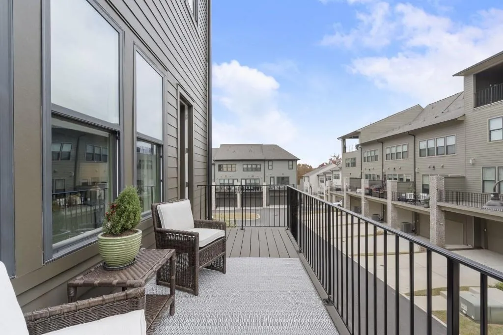 6802 Encore Boulevard, Atlanta, Georgia 30328, 4 Bedrooms Bedrooms, ,4 BathroomsBathrooms,Residential,For Sale,6802 Encore Boulevard,7688367